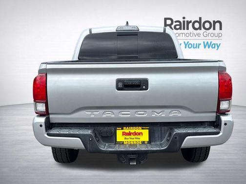 Silver Sky Metallic 2018 Toyota Tacoma TRD Off Road