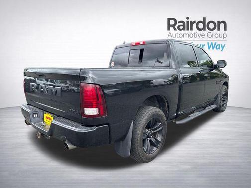 Brilliant Black Crystal Pearl 2018 RAM 1500 Sport