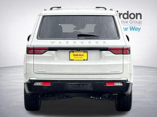 Luxury White Pearlcoat 2022 Jeep Wagoneer Series III 4x4