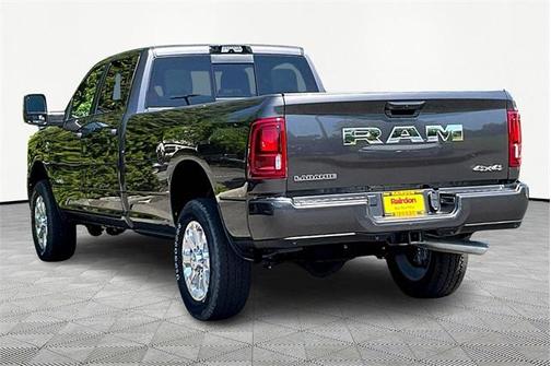 2025 RAM 2500 Laramie Crew Cab 4x4 8' Box