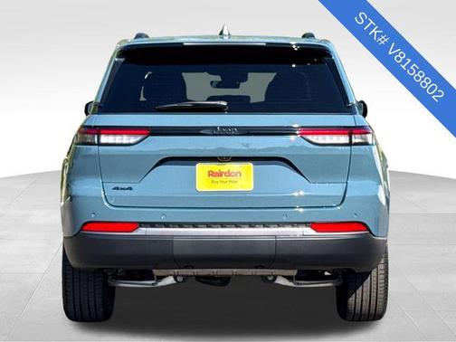 Steel Blue 2027 Jeep Grand Cherokee Limited