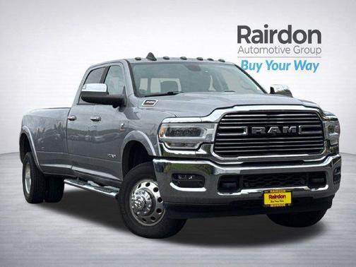 Billet Silver Metallic Clearcoat 2020 RAM 3500 Laramie Crew Cab 4x4 8' Box