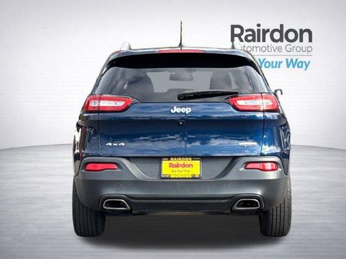 Patriot Blue Pearlcoat 2018 Jeep Cherokee Latitude