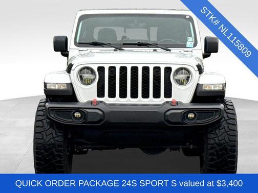 2022 Jeep Gladiator Sport S