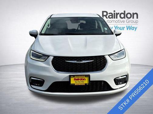 Bright White Clearcoat 2023 Chrysler Pacifica Hybrid Touring L