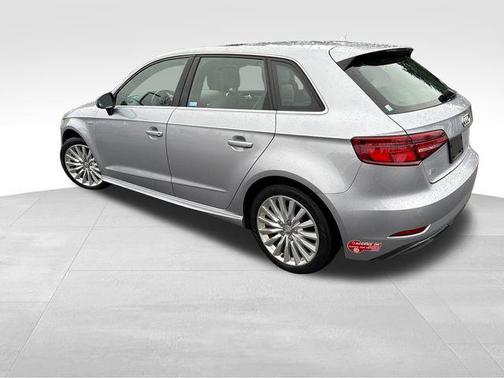 2018 Audi A3 e-tron 1.4T Premium