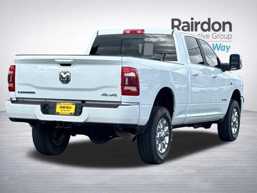 2024 RAM 2500 Laramie Crew Cab 4x4 6'4' Box