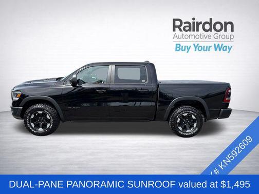 Diamond Black Crystal Pearlcoat 2019 RAM 1500 Rebel