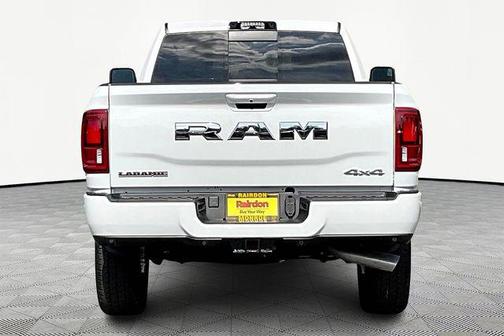 2025 RAM 2500 Laramie Crew Cab 4x4 8' Box