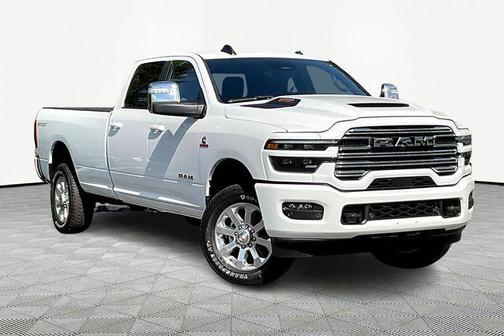 2025 RAM 2500 Laramie Crew Cab 4x4 8' Box