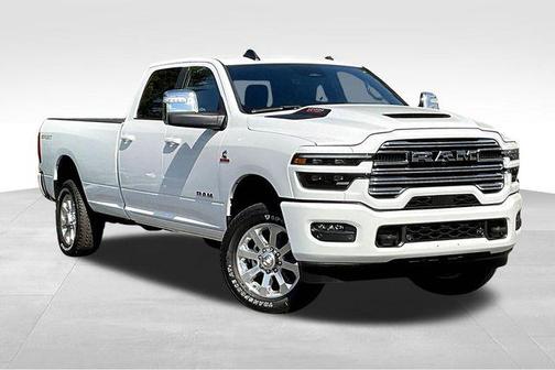 2025 RAM 2500 Laramie Crew Cab 4x4 8' Box