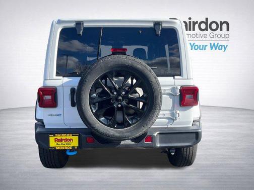 Bright White Clearcoat 2024 Jeep Wrangler 4xe Sahara