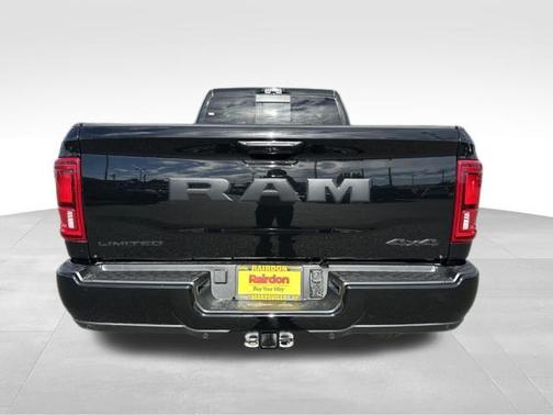 2026 RAM 2500 Limited Crew Cab 4x4 8' Box