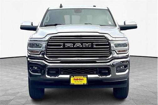 2020 RAM 2500 Laramie Crew Cab 4X4 6'4' Box