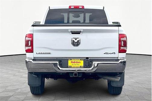 2020 RAM 2500 Laramie Crew Cab 4X4 6'4' Box
