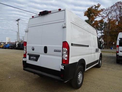 2025 RAM ProMaster 1500 Base
