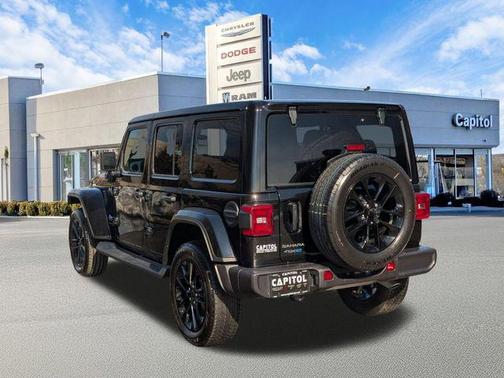 2025 Jeep Wrangler 4xe Sahara