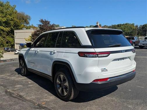 2024 Jeep Grand Cherokee 4xe Base