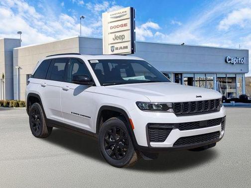 2026 Jeep Grand Cherokee Altitude