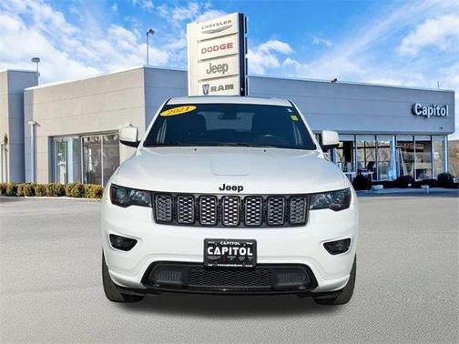 2021 Jeep Grand Cherokee Laredo