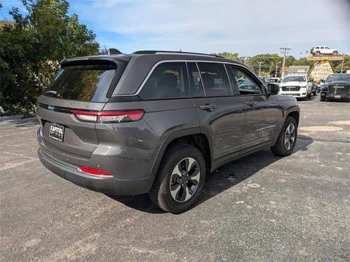 2023 Jeep Grand Cherokee 4xe Base