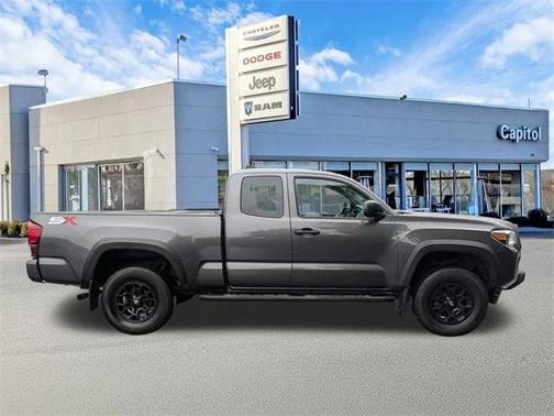 2022 Toyota Tacoma SR