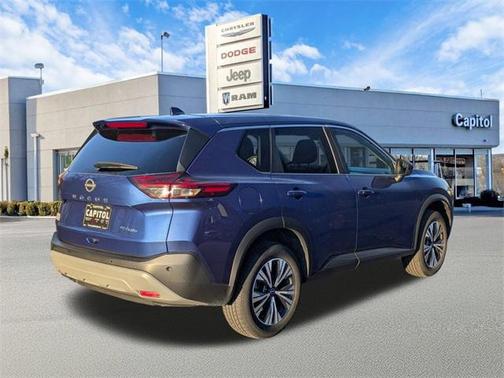 2023 Nissan Rogue SV