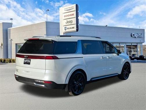 2024 Kia Carnival SX Prestige