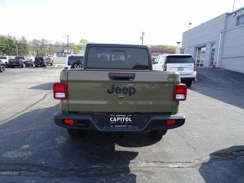 2025 Jeep Gladiator Sport S