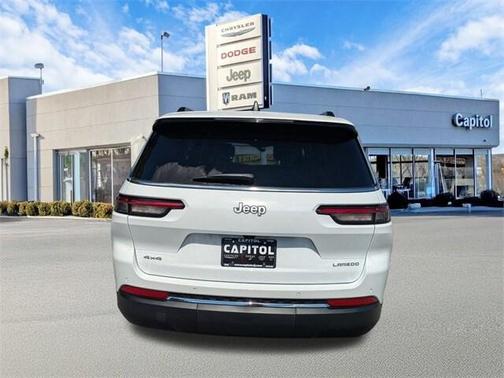 2025 Jeep Grand Cherokee L Laredo