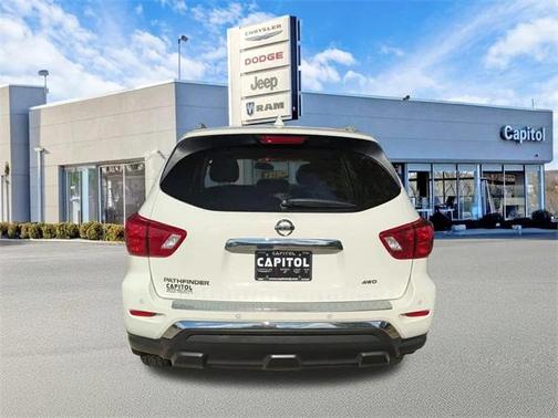 2020 Nissan Pathfinder S 4WD