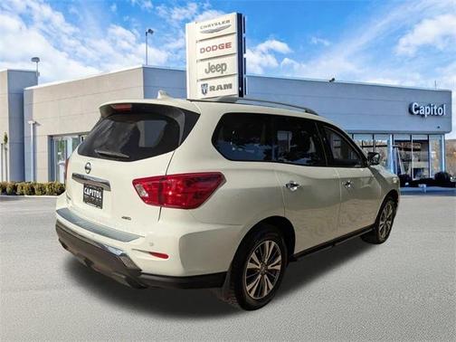 2020 Nissan Pathfinder S 4WD