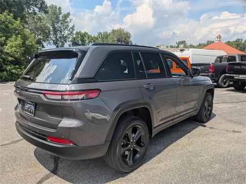2023 Jeep Grand Cherokee Altitude