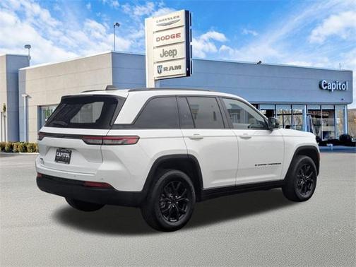 2024 Jeep Grand Cherokee Altitude