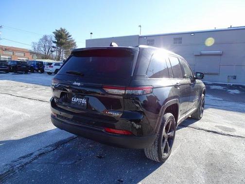 2025 Jeep Grand Cherokee Altitude