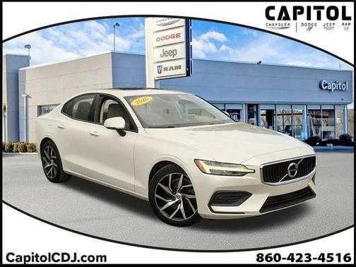 2020 Volvo S60 T5 Momentum