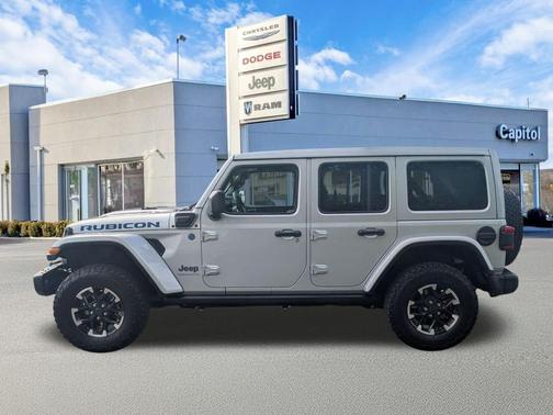 Silver Zynith Clearcoat 2024 Jeep Wrangler 4xe Rubicon X