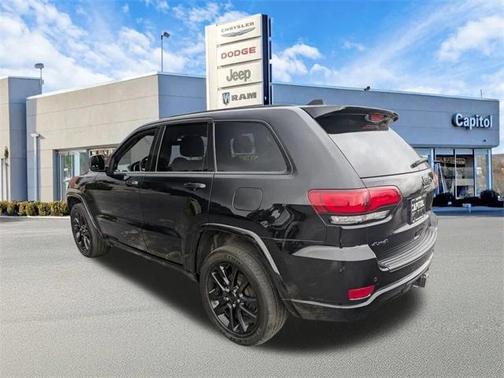 2021 Jeep Grand Cherokee Laredo