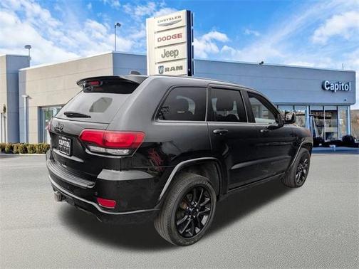 2021 Jeep Grand Cherokee Laredo