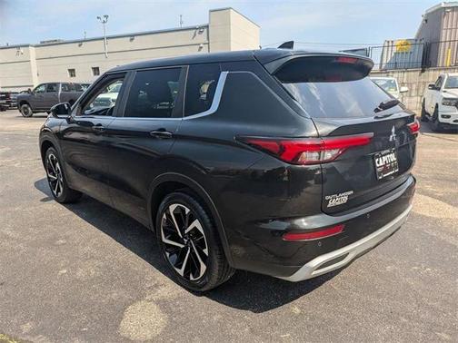 2022 Mitsubishi Outlander SE Launch Edition 2WD