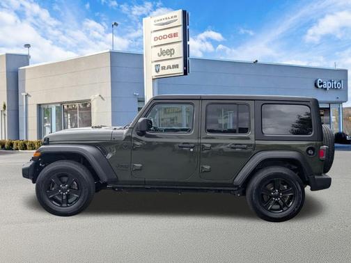 Sarge Green Clearcoat 2022 Jeep Wrangler Unlimited Sport Altitude