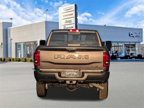 2026 RAM 2500 Tradesman Crew Cab 4x4 6'4' Box