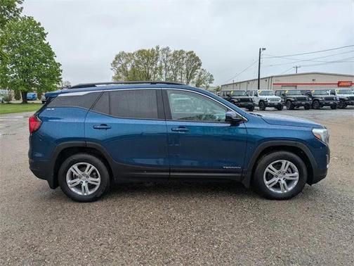 2020 GMC Terrain SLE
