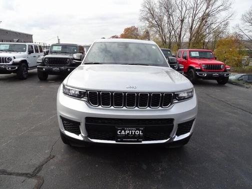 2025 Jeep Grand Cherokee L Laredo