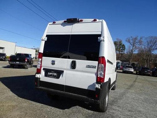 2025 RAM ProMaster 1500 Base