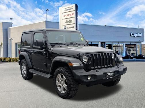 Black Clearcoat 2022 Jeep Wrangler Sport S
