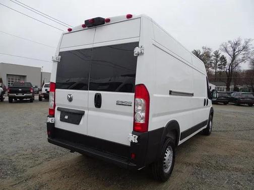 2025 RAM ProMaster 2500 Tradesman