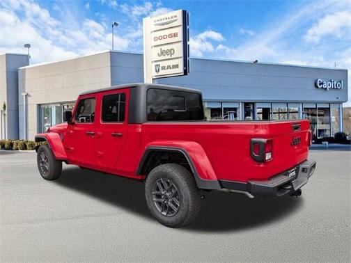 2025 Jeep Gladiator Sport S
