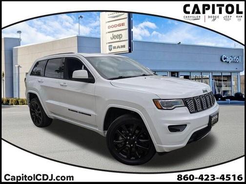 2022 Jeep Grand Cherokee Laredo