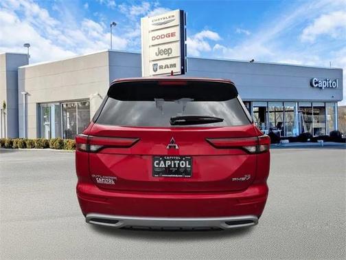 2023 Mitsubishi Outlander PHEV SE S-AWC